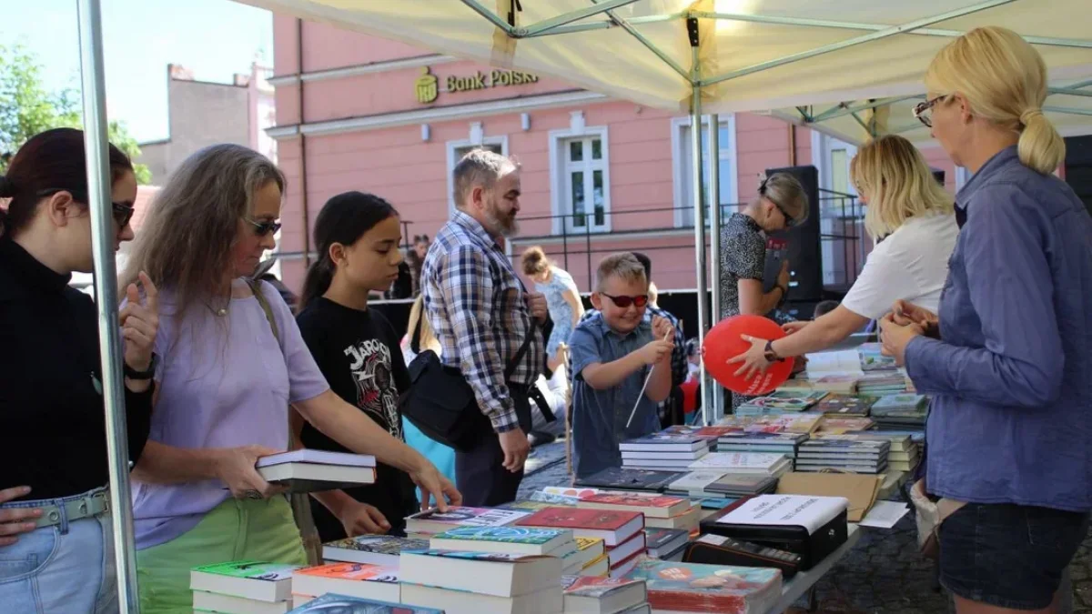 To miał być wyjątkowy weekend, ale pogoda pokrzyżowała plany. Zobacz, co zostało i co będzie się działo - Zdjęcie główne