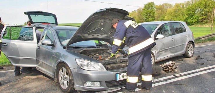 Wypadek na krajowej 11. Droga zablokowana - Zdjęcie główne