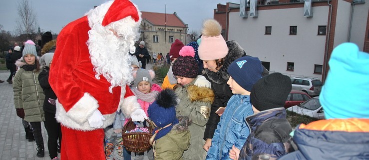 Kolejka do zjazdu na oponach. Św. Mikołaj nie był najważniejszy [LIVE, ZDJĘCIA ] - Zdjęcie główne