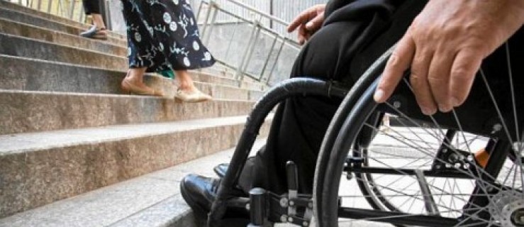 Nowe przepisy oburzają rodziców dzieci niepełnosprawnych - Zdjęcie główne