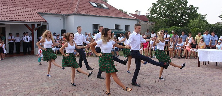 Dobieszczyzna. Tańcem i śpiewem dziękowali za tegoroczne plony - Zdjęcie główne