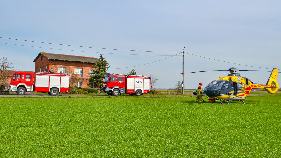 Helikopter Lotniczego Pogotowia Ratunkowego lądował w Dąbrowie - Zdjęcie główne