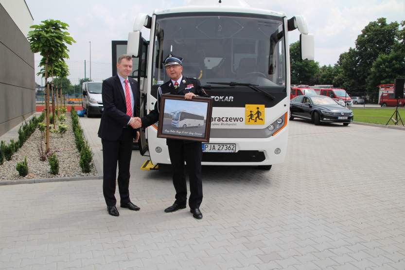 Przekaznie autobusu do przewozu osób niepełnosprawnych w gminie Jaraczewo   