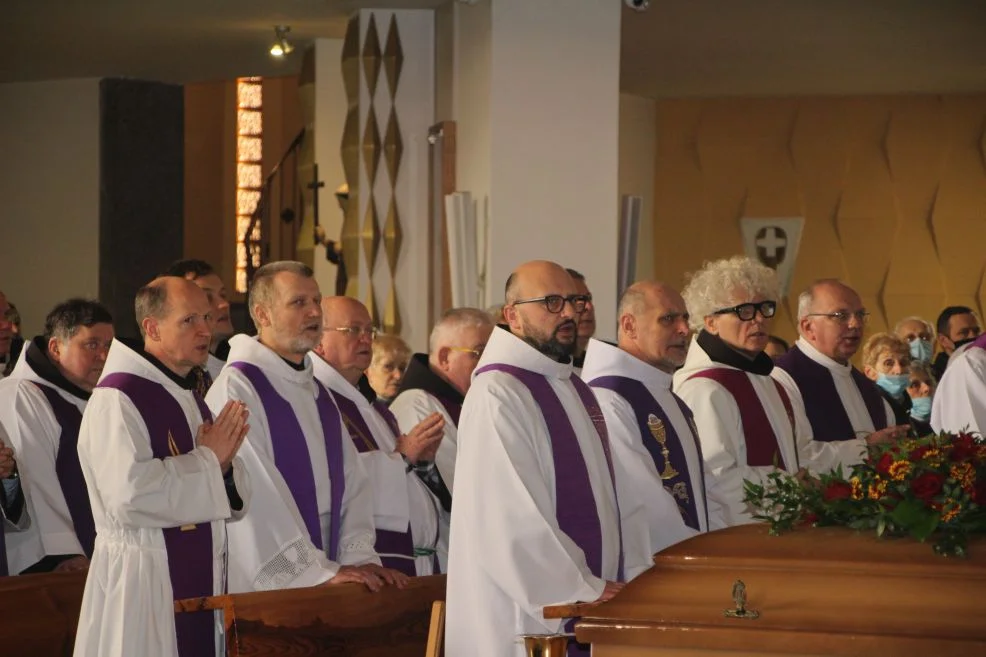 Na Świętej Górze w Gostyniu trwa kapituła polskiej prowincji franciszkanów. Kandydatem na prowincjała jest znany bloger  - Zdjęcie główne