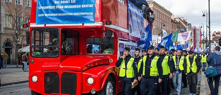  Tylu policjantów na chorobowym jeszcze nie było  - Zdjęcie główne