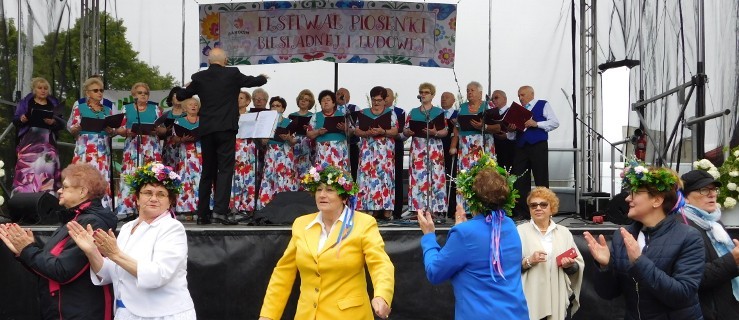 Trzydzieści zespołów zagrało i zaśpiewało na przeglądzie w Bachorzewie [ZDJĘCIA, WIDEO] - Zdjęcie główne