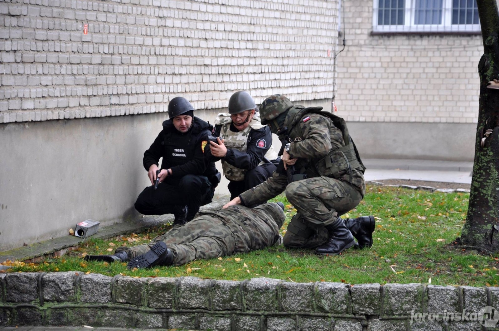 16. jarociński batalion remontu lotnisk. Atak na magazyn uzbrojenia - Zdjęcie główne