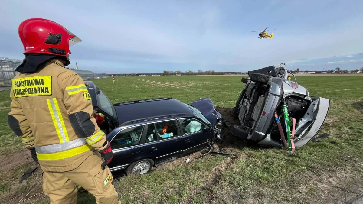 Wypadek w sąsiednim powiecie. Lądował śmigłowiec Lotniczego Pogotowia Ratunkowego