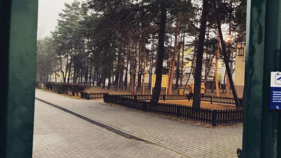 Młodzież z jarocińskiego ADE zawiozła dary do ośrodka dla uchodźców