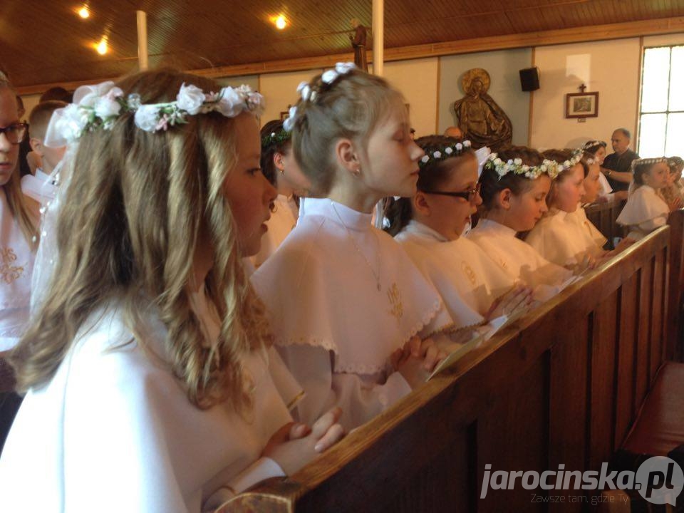 Jarocin. Pierwsza Komunia 2016. Parafie Chrystusa Króla i Matki Boskiej Fatimskiej - Zdjęcie główne