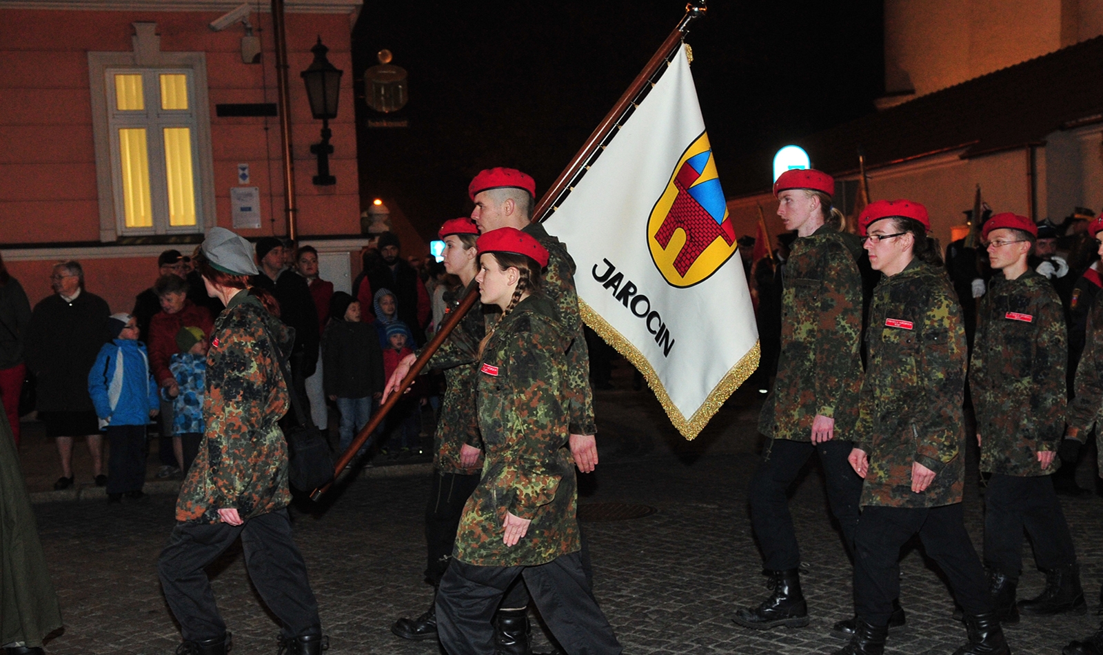 Caprztyk na rynku w Jarocinie  - Zdjęcie główne