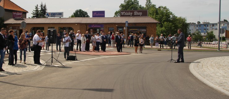 UWAGA! Otworzyli rondo  w Jarocinie i znieśli objazdy [GALERIA, WIDEO] - Zdjęcie główne