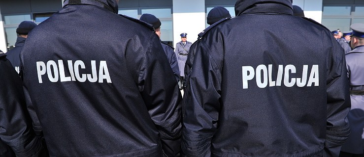 Blisko połowa jarocińskich policjantów na zwolnieniach lekarskich. Rzecznik: Staramy się - Zdjęcie główne