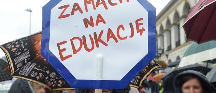 Czy będzie strajk w szkołach? Związki zapowiadają referendum. Na kiedy? - Zdjęcie główne