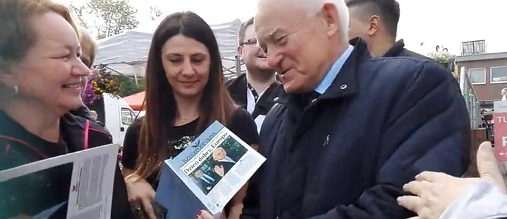 Były premier Leszek Miller na targowisku w Jarocinie. O co pytali mieszkańcy? WIDEO, ZDJĘCIA - Zdjęcie główne