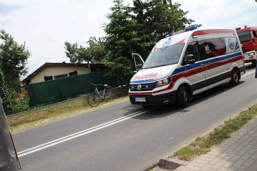 Policja ustala okoliczności zdarzenia z udziałem rowerzysty na ul. Żerkowskiej  w Jarocinie  