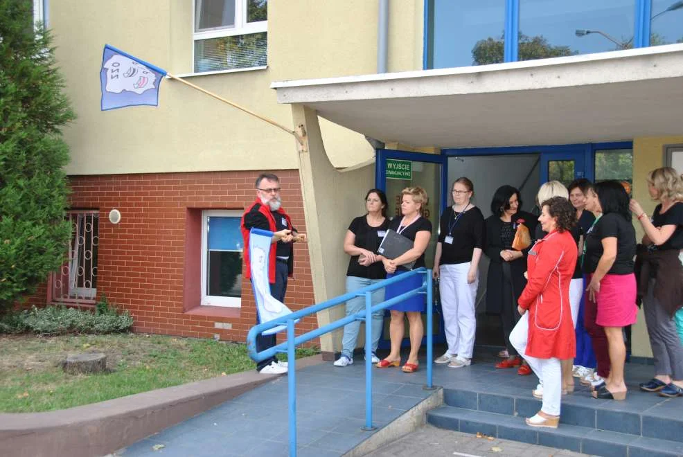 Zwolnienia opiekunek i cięcia finansowe w jarocińskim szpitalu 