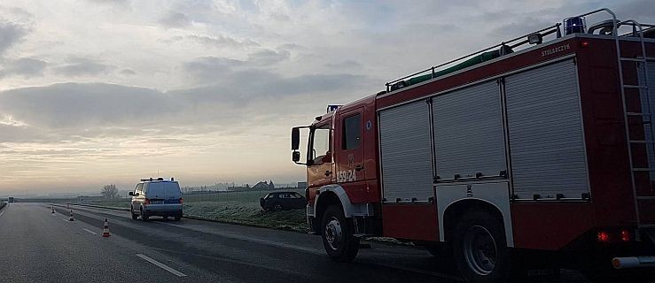 Wypadek na obwodnicy Jarocina. Ślisko na drogach - Zdjęcie główne