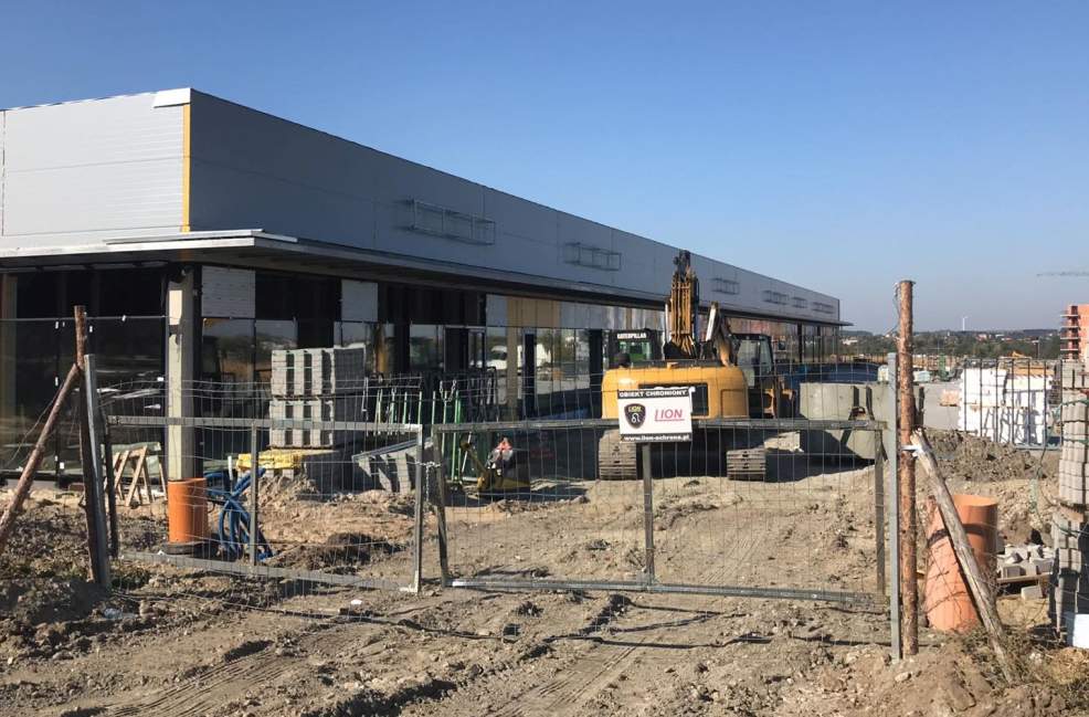 Nowy park handlowy przy ul. Armii Poznań w Pleszewie