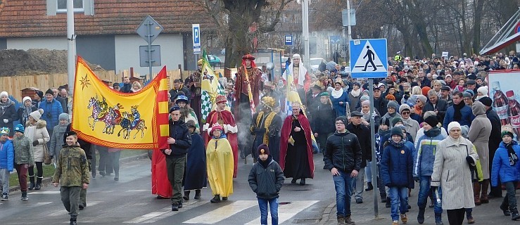 Orszak Trzech Króli ulicami Jarocina [RELACJA WIDEO]  - Zdjęcie główne