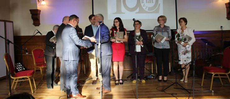 Inauguracja obchodów 100-lecia liceum z promocją książki [GALERIA] - Zdjęcie główne