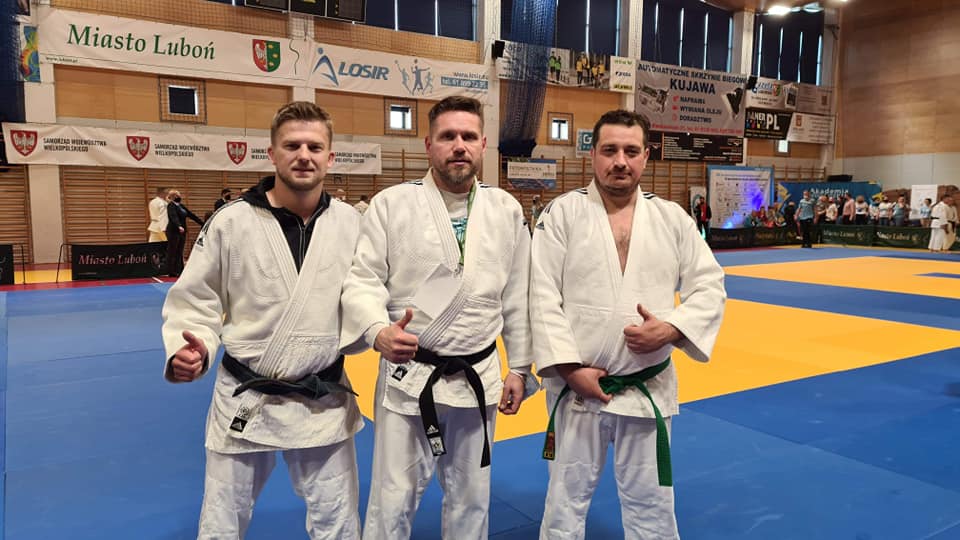 Ippon z medalami Mistrzostw Polski weteranów w judo - Zdjęcie główne