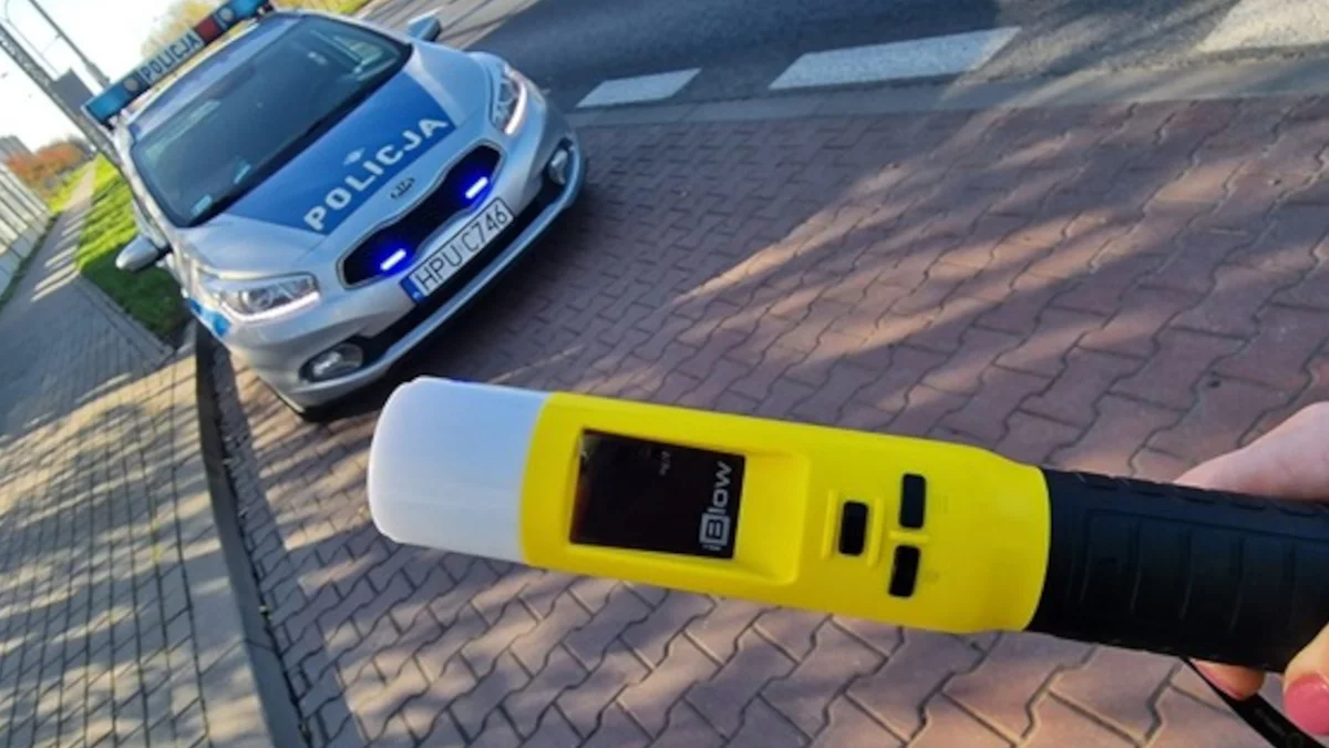 Kolejny pijany na drodze. Policjanci gwałtownie zareagowali