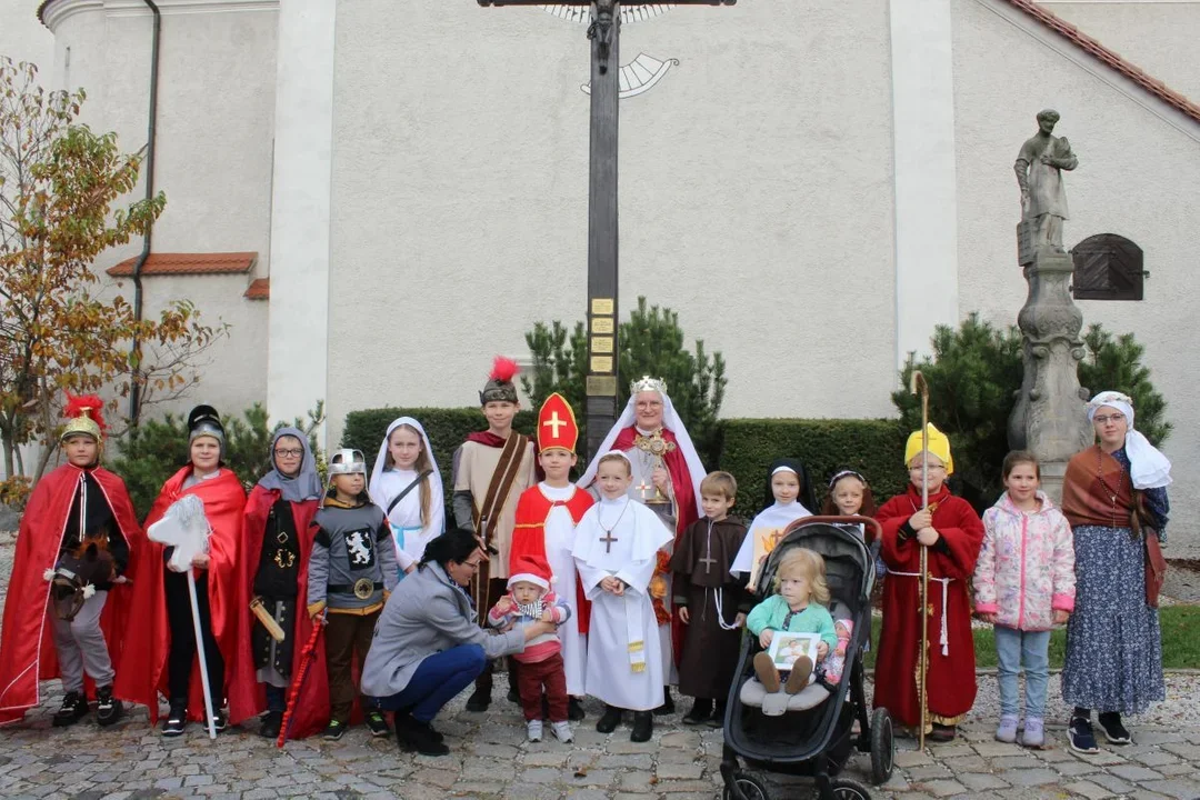 Marsz Wszystkich Świętych w jarocińskich parafiach. Już w najbliższą niedzielę [ZDJĘCIA] - Zdjęcie główne