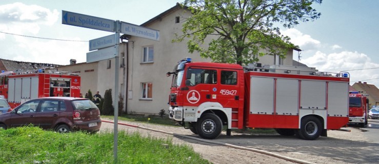 Pożar w Potarzycy. Na miejscu 6 zastępów straży [WIDEO]  - Zdjęcie główne