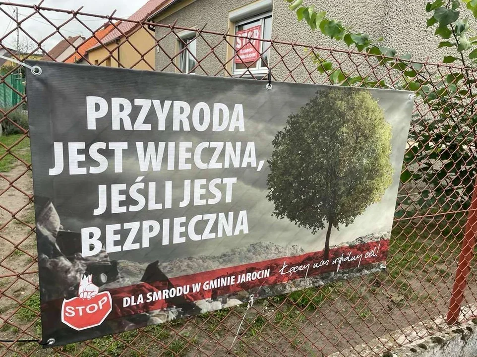 Znowu śmierdzi w Jarocinie. Mieszkańcy skarżą się na uciążliwość, burmistrz odpowiada - Zdjęcie główne