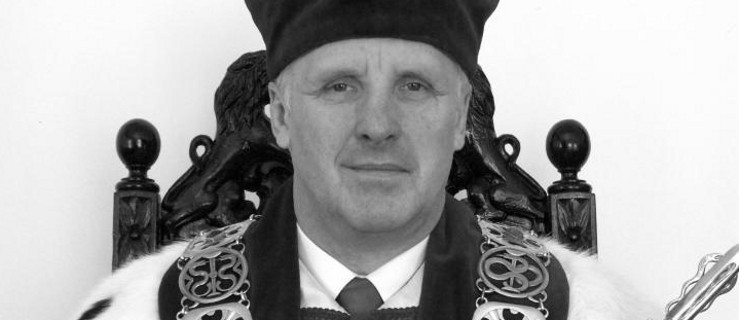 Zmarł były rektor GUMedu. Prof. Roman Kaliszan pochodził z Przybysławia - Zdjęcie główne