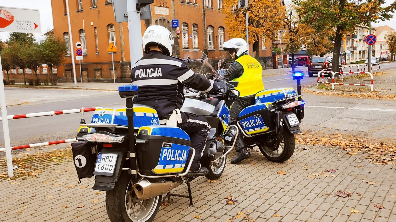 Chcesz zostać policjantem? Drzwi otwarte w jarocińskiej komendzie - Zdjęcie główne