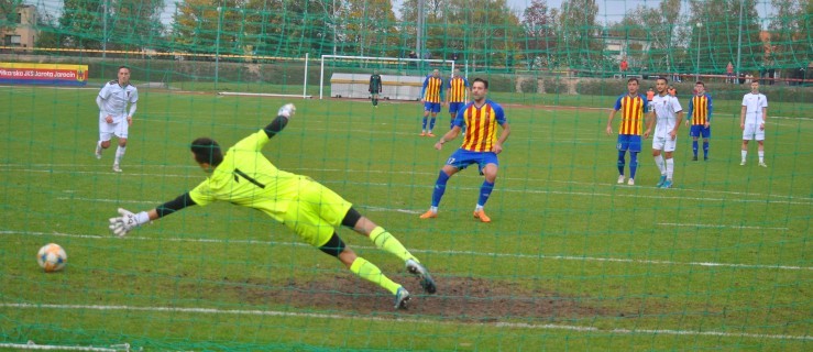 III liga: Jarota Jarocin zremisowała z Pogonią II Szczecin (ZDJĘCIA) - Zdjęcie główne