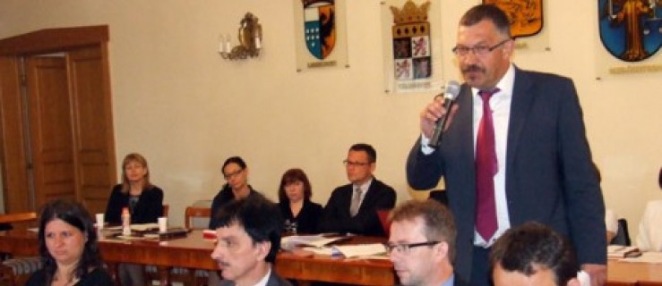 Burmistrz Jarocina nie dostał absolutorium [WIDEO + SONDA] - Zdjęcie główne