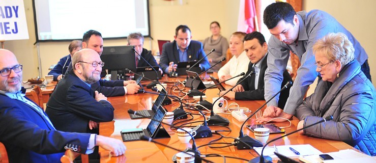 Dzisiaj XLV sesja Rady Miejskiej w Jarocinie  - Zdjęcie główne