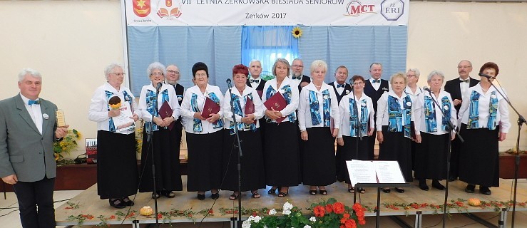 Seniorzy biesiadują w Żerkowie - Zdjęcie główne