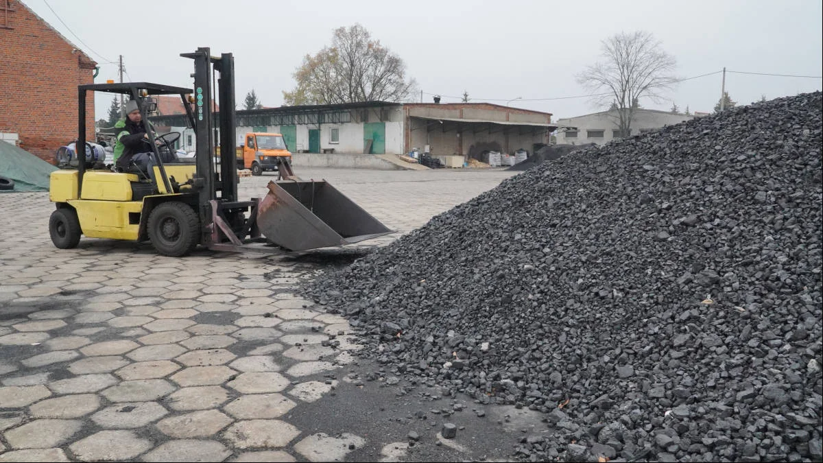 Spółka Węglokoks podaje terminy dostawy tańszego węgla do gminy Jarocin - Zdjęcie główne
