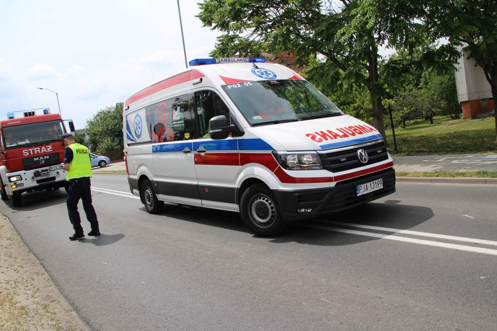 Policja ustala okoliczności zdarzenia z udziałem rowerzysty na ul. Żerkowskiej  w Jarocinie  