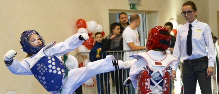 Jarocin: Triumf gospodyń na turnieju taekwondo [DUŻO ZDJĘĆ] - Zdjęcie główne