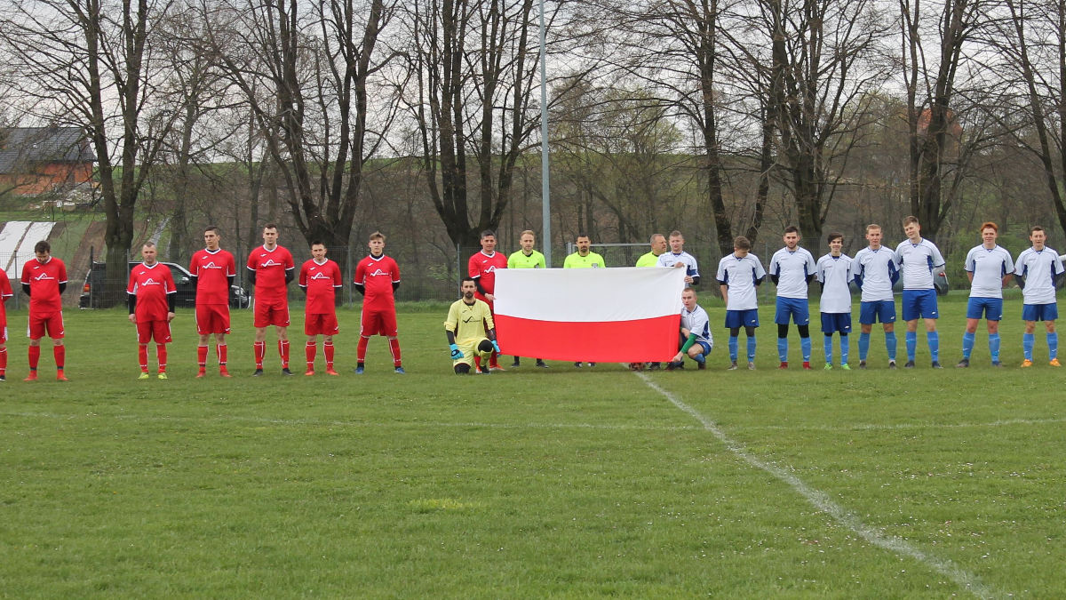 Piłkarskie granie w święto Konstytucji - Zdjęcie główne