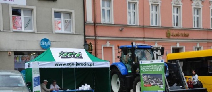 Przyjdź na festyn, rzuć oponą - Zdjęcie główne