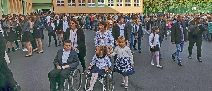 Nowy rok szkolny po nowemu. Pierwsze rozpoczęcie po reformie oświaty - Zdjęcie główne