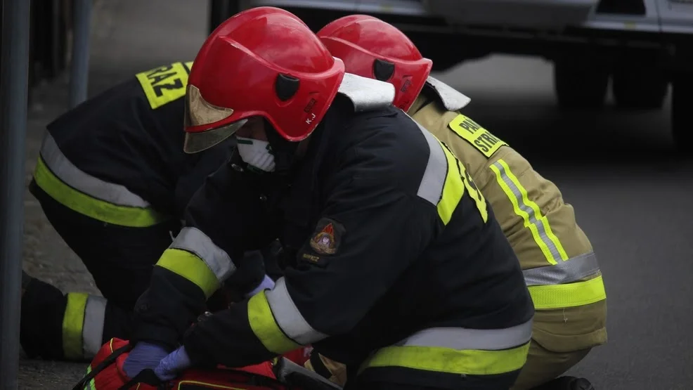 Tragedia w  Kotlinie. Dwie osoby zatruły się tlenkiem węgla. Jedna nie żyje - Zdjęcie główne