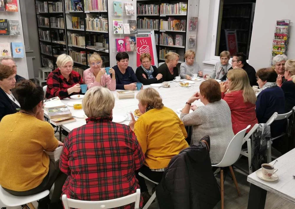 Wyjątkowe spotkanie autorskie w bibliotece w Boguszynie - Zdjęcie główne