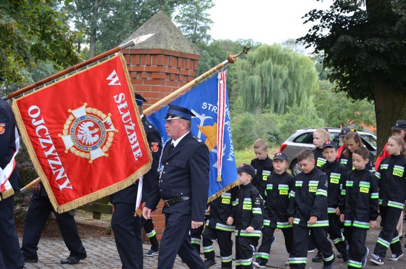 Poelgrzymka strażaków do Goliny 