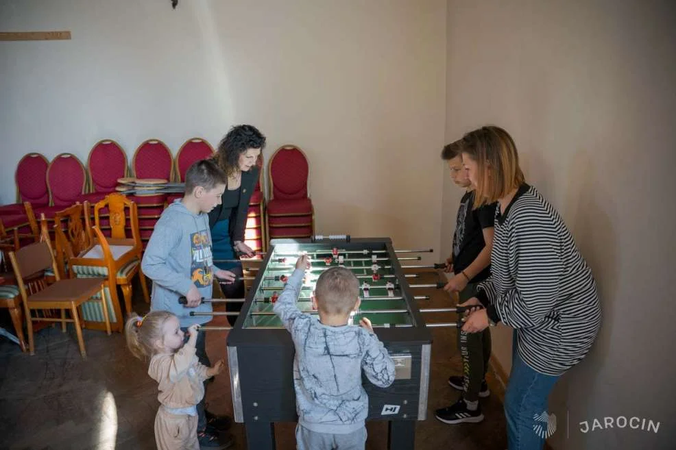 W Mieszkowie przygotowano obiad. Do stołu zasiedli gospodarze i uchodźcy z Ukrainy