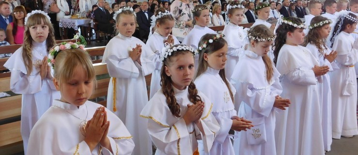 Pierwsza Komunia Święta po raz pierwszy w kościele Matki Bożej Fatimskiej w Jarocinie [VIDEO] - Zdjęcie główne