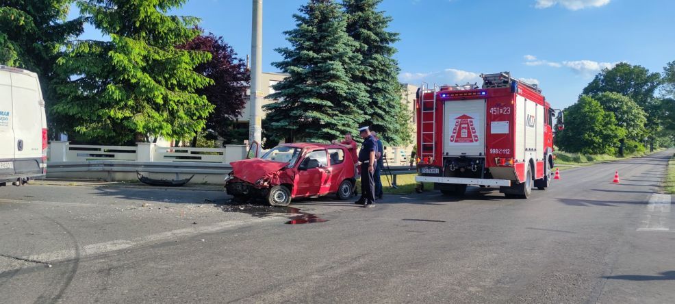 Wypadek w Roszkowie. Droga Jarocin-Nosków zablokowana - Zdjęcie główne