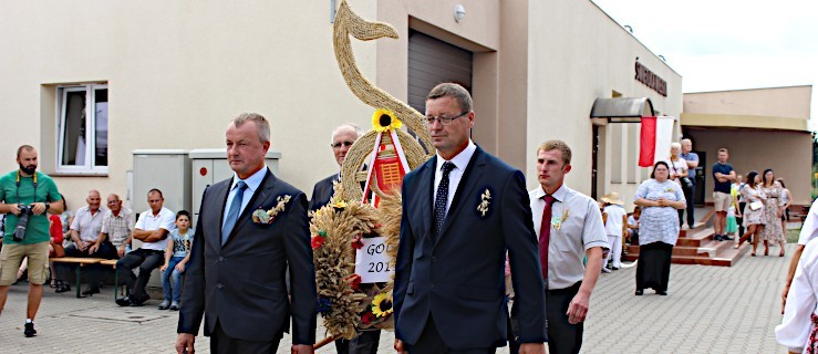 Dożynki z patronatem prezydenta.Podziękowano za chleb na stołach [WIDEO, ZDJĘCIA]  - Zdjęcie główne