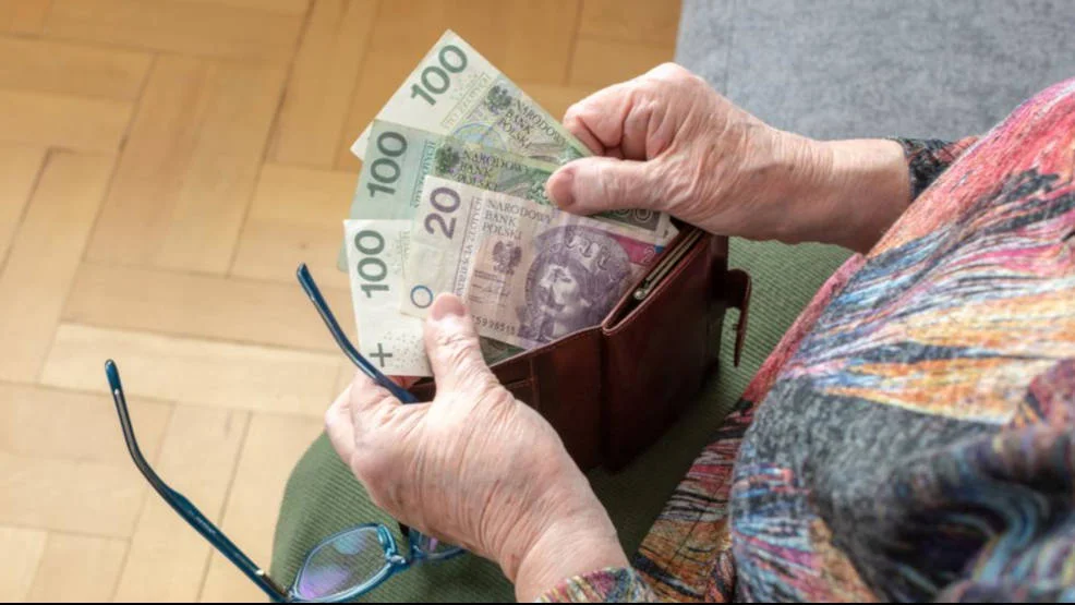Tegoroczna waloryzacja emerytur nie zrekompensuje inflacji. Na co mogą liczyć seniorzy? - Zdjęcie główne